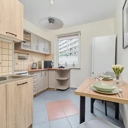 Apartament Rodzinny Zaulek Rogozinski By Renters Отель