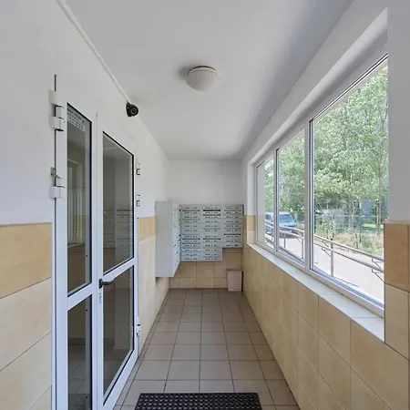 Apartament Rodzinny Zaulek Rogozinski By Renters Вроцлав